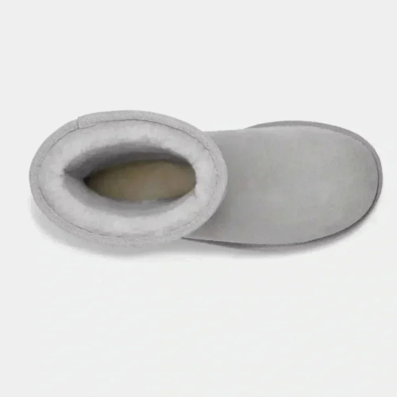 UGG’s W Classic Short II Chopd - Picture 5 of 13